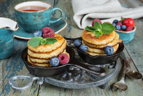 Breakfast of pancakes in ca...