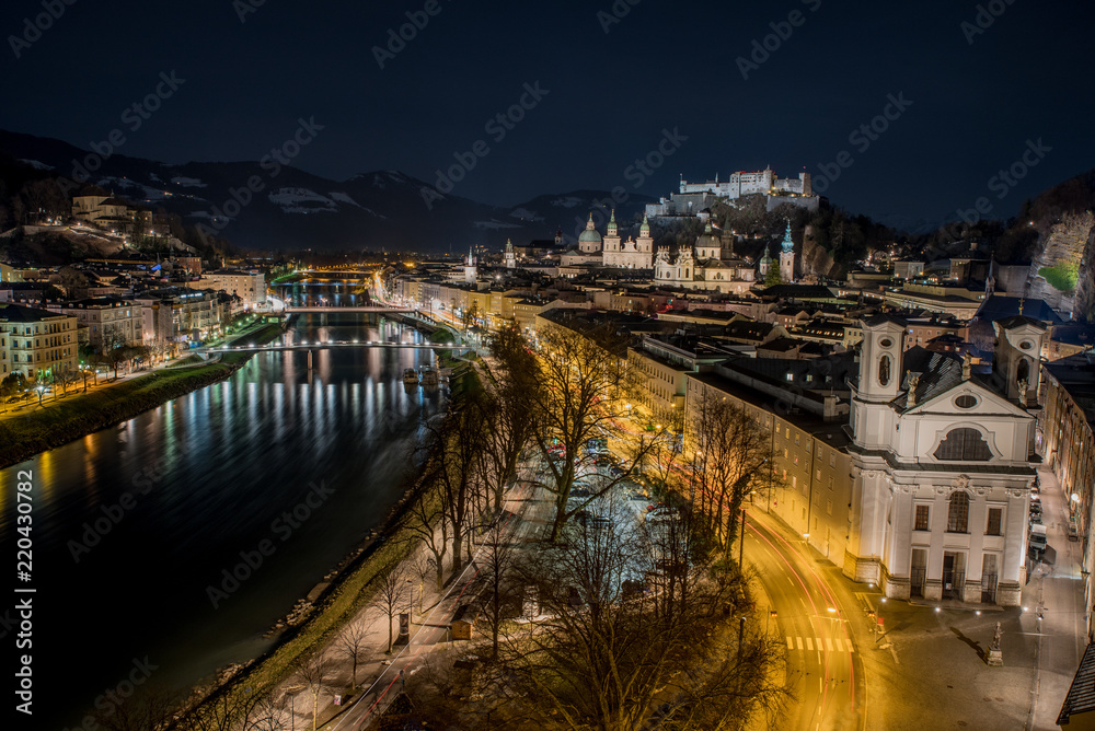 salzburg at night