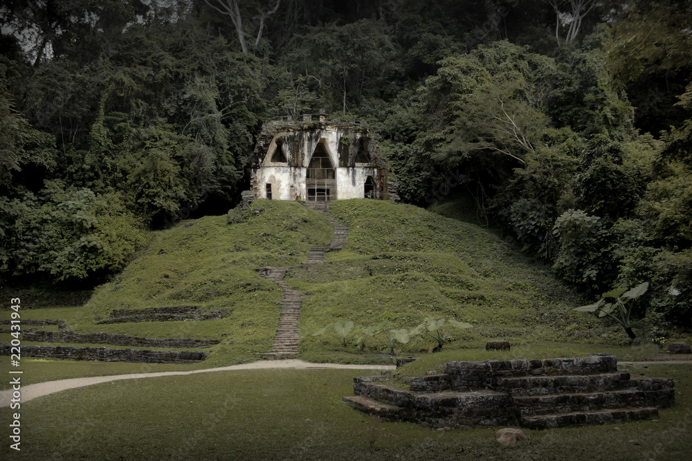 Fototapeta premium RUINAS MILENARIAS MEXICANAS