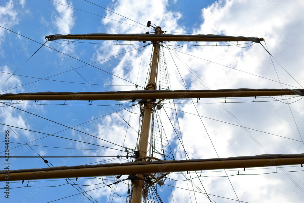 Obraz premium mast of a sailing ship