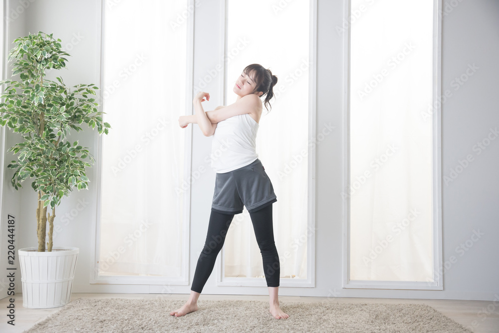 フィットネス・女性 フィットネス・女性