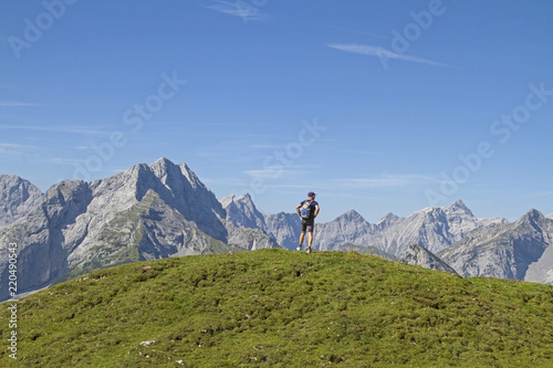 Auf dem Satteljoch photo