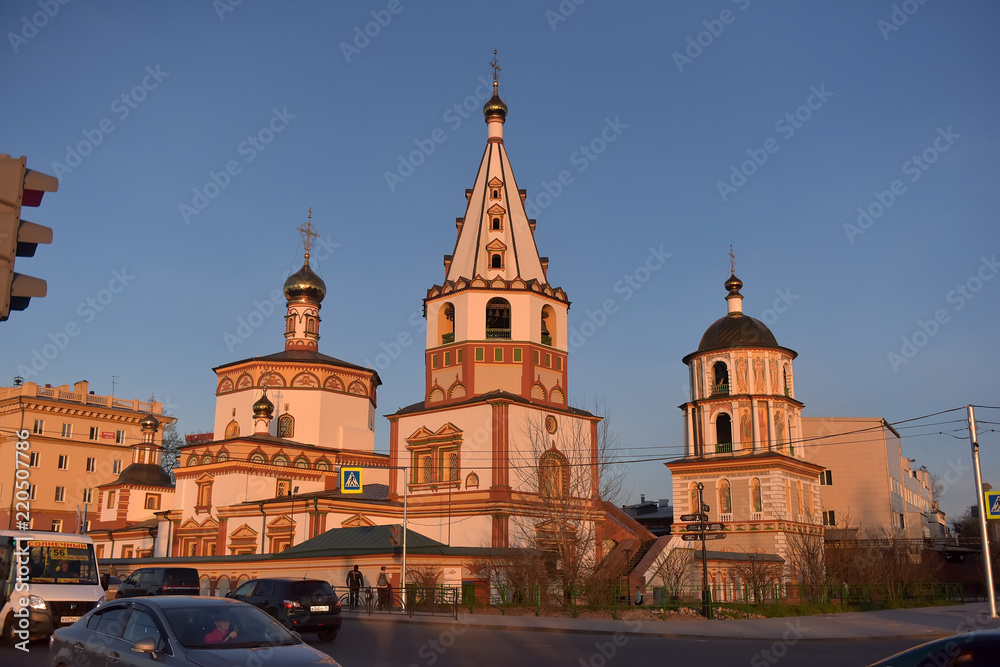 The Epiphany Cathedral (Epiphany Cathedral) is an Orthodox church in Irkutsk,