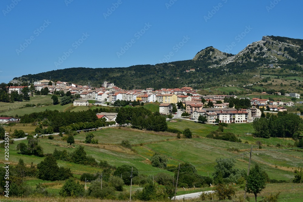 Veduta di Capracotta - Molise - Italia Veduta di Capracotta - Molise - Italia