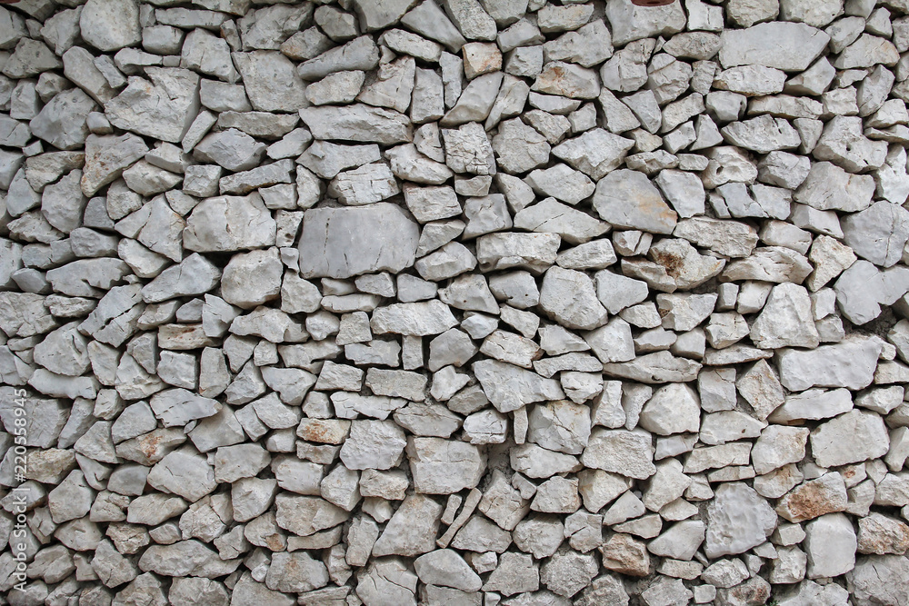 Wall made of natural stone