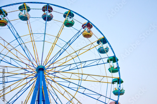 ride the Ferris wheel