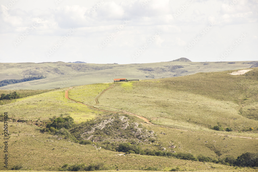 Fototapeta premium visual of the track lapinha x tray in minas gerais