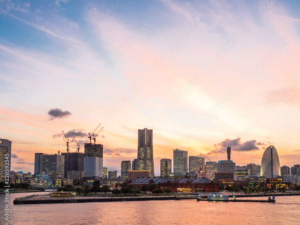 横浜　みなとみらい　夕景