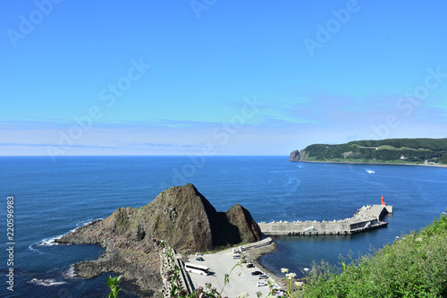 北海道 知床 斜里町ウトロ オロンコ岩より望む 