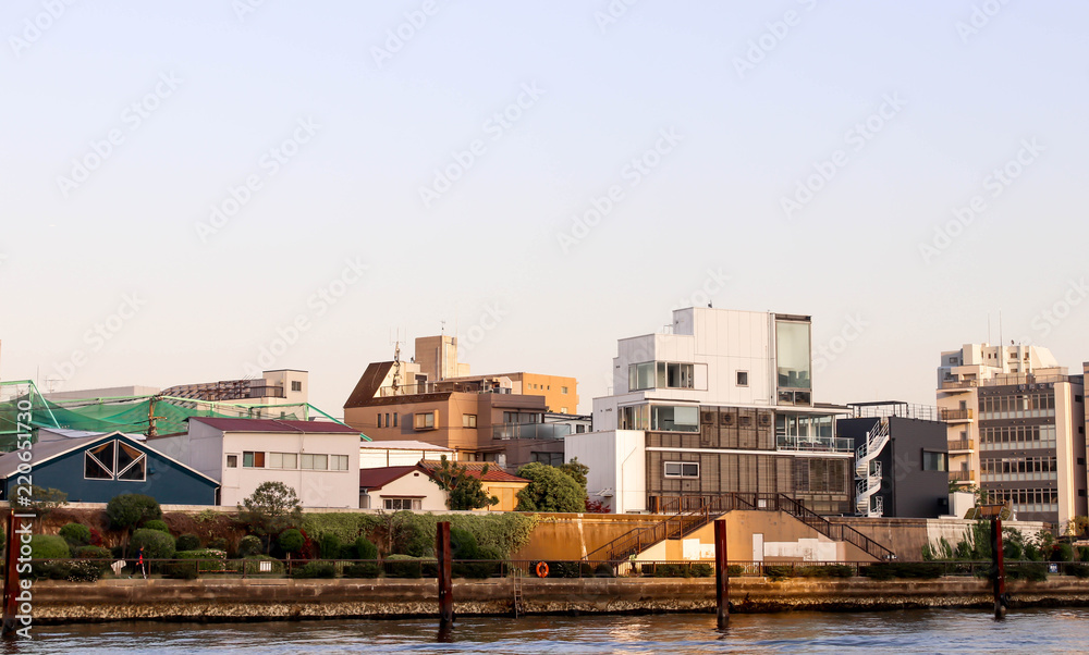 Obraz premium Landscape of cityscape in sumida river viewpoint ,Japan