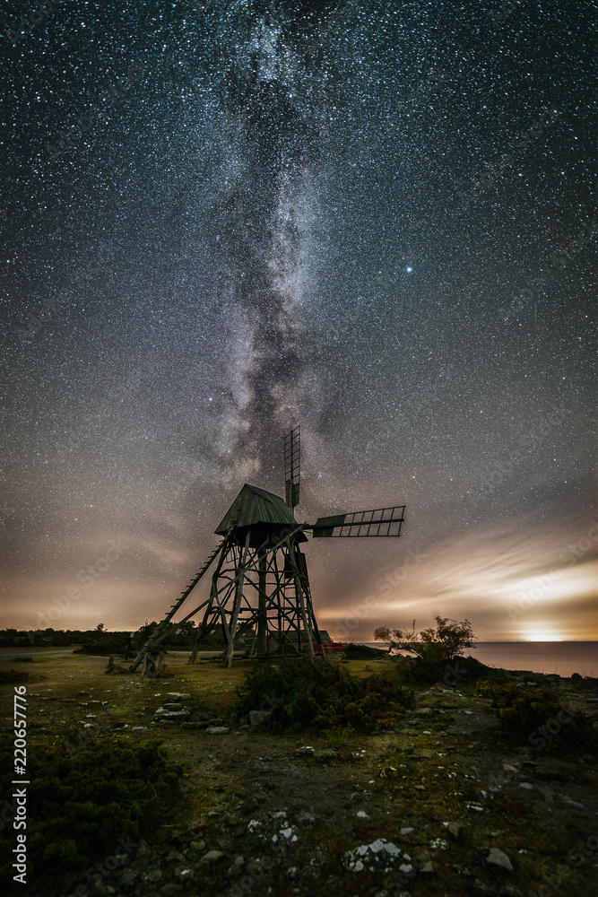 Wind mill and Milky Way