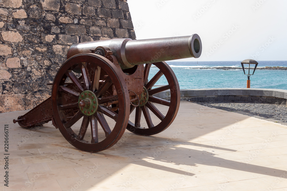 Blick aufs Meer vom Castillo de San Blick aufs Meer vom Castillo de San