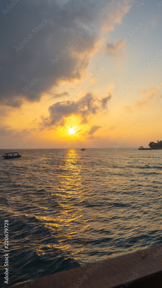 Fototapeta premium Sunset at Tioman Island