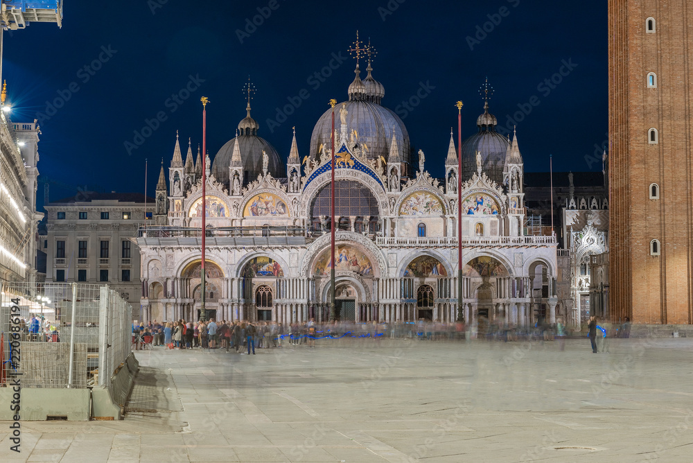 Obraz premium Facade of St Mark's Basilica, cathedral church of Venice, Italy