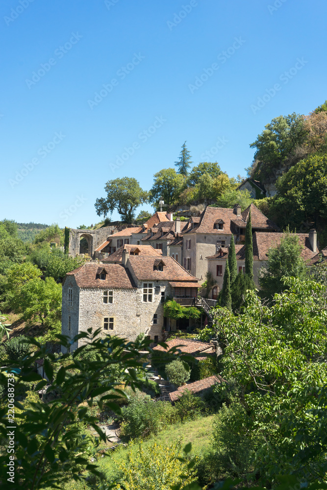 View of the medieval village of Saint Cirq Lapopie