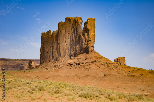 huge butte in the monument valley national park