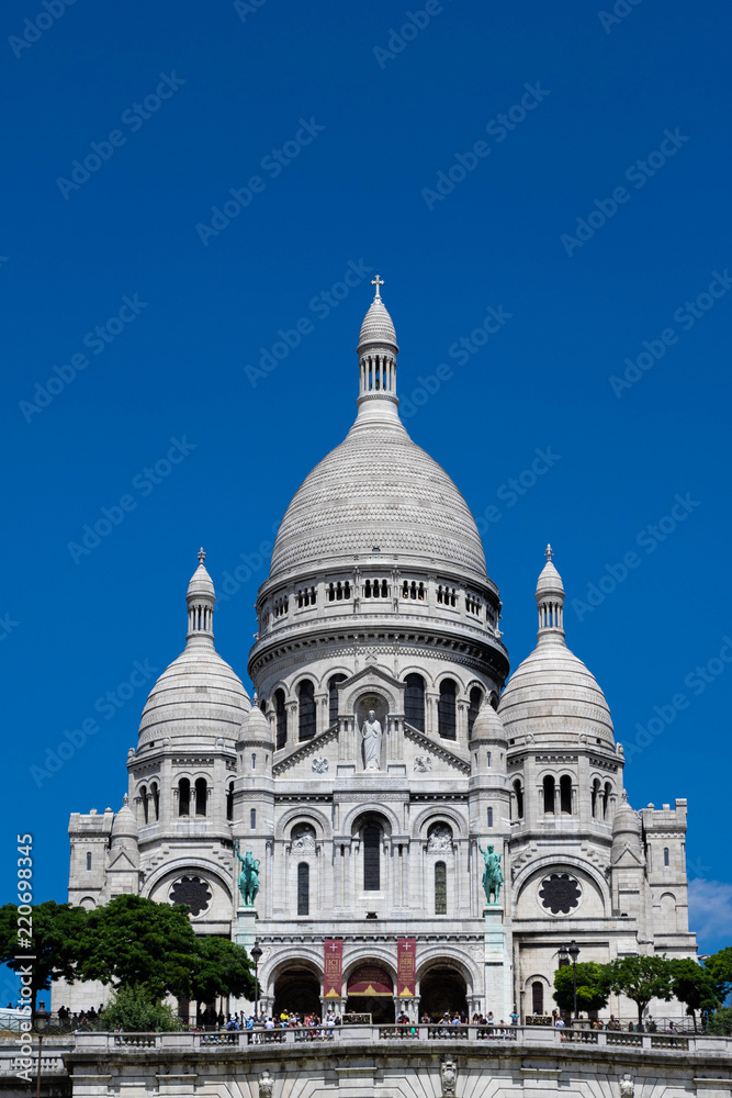 The Sacr.é-Coeur church in Monmartre in Paris, France. 
