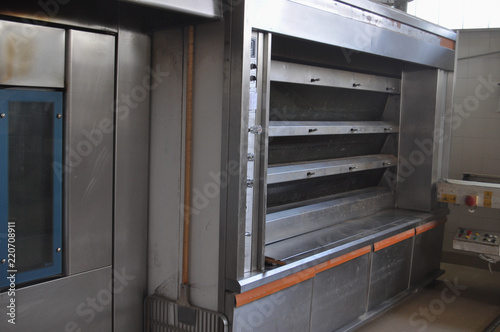 bread and pizza oven in bakery