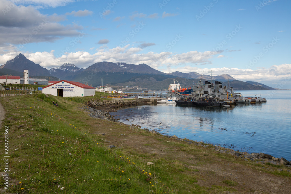 Fototapeta premium old fisher village n Antarctica