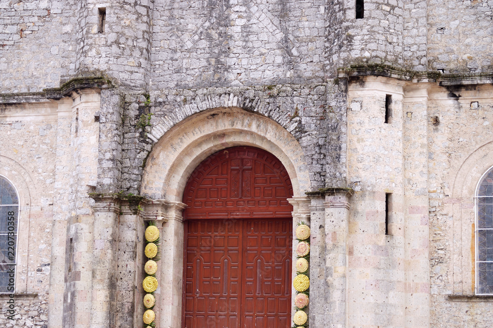 main entrance of Parroquia de San Francisco de Asís