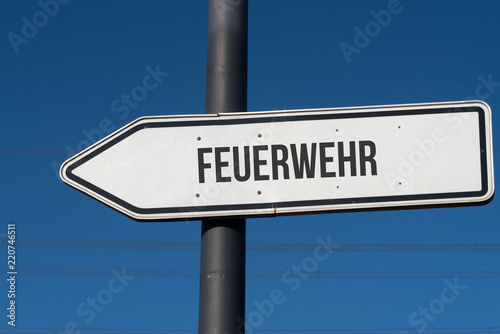 Ein Hinweis auf die Feuerwehr photo