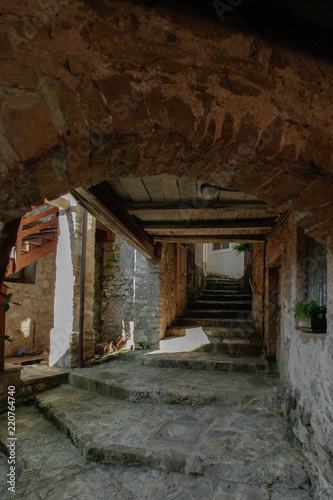 Borgo medievale di Poffabro  © roberto lunerti