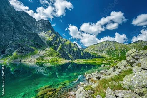 Obraz Czarne jezioro pod szczytem Rysy, Tatry, Polska
