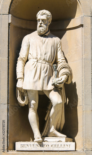 Statue of Benvenuto Cellini in Uffizi Colonnade, Florence photo