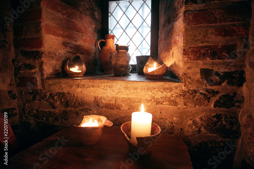 Fotografia authentic medieval tavern. interior