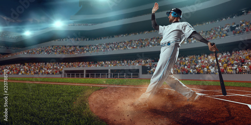 Fotografía Baseball player bat the ball on professional baseball stadium