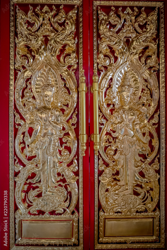 Carved wood Thai Pattern