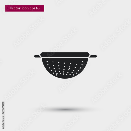 Colander icon. Simple food element illustration.