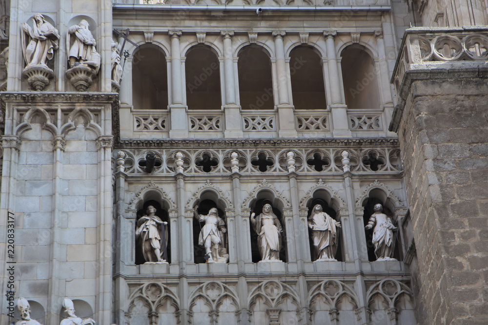 Tolède, Statues nichées de la Cathédrale Sainte Marie