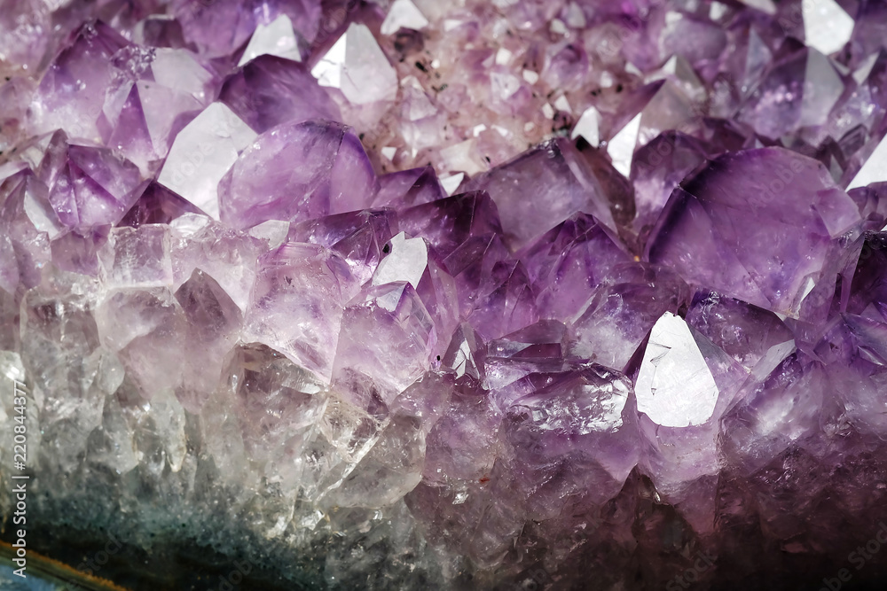 mineral purple Amethyst crystal quartz texture background - obrazy, fototapety, plakaty 