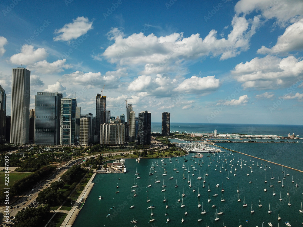 Naklejka premium Aerial Chicago bay buildings bridge 