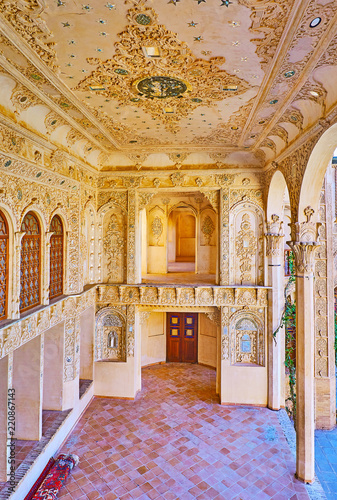 Photography The mirror decors of Tabatabaei House, Kashan, Iran