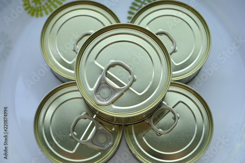 latas de conserva