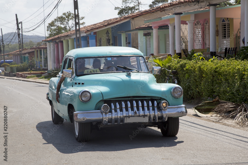 Wunderschöner Oldtimer auf Kuba (Karibik)
