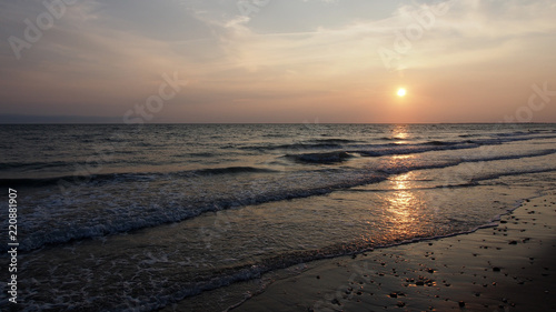 Ile de R    Frankreich  Sonnenuntergang am Atlantik