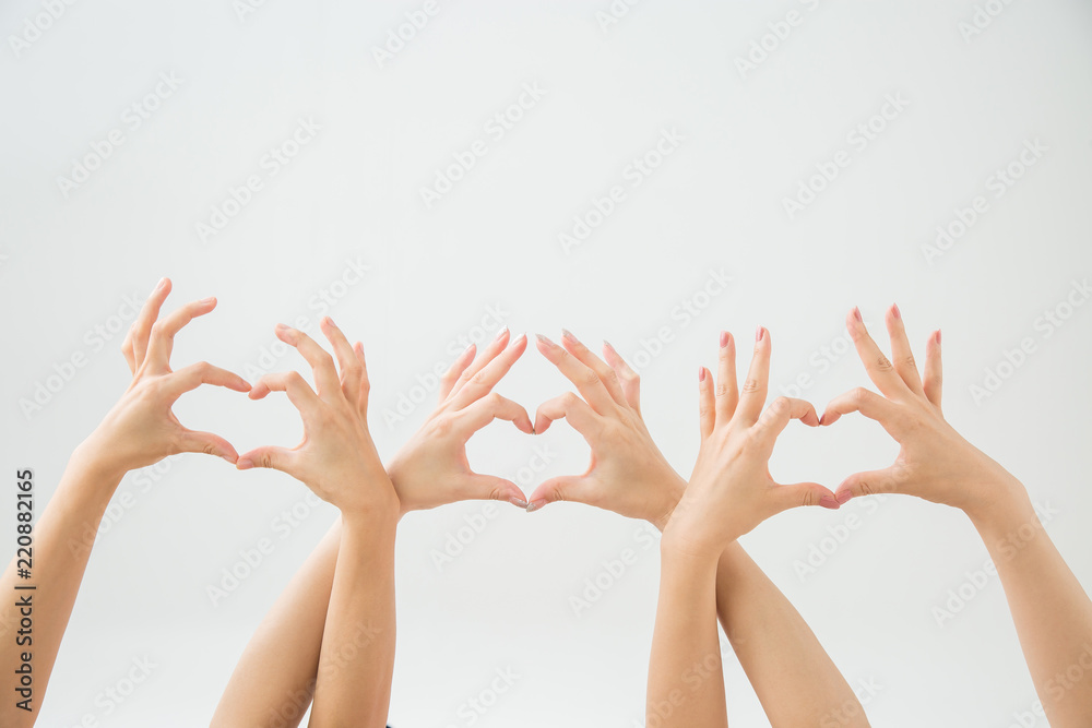 ハートマークの手 Stock Photo Adobe Stock ハートマークの手 Stock Photo Adobe Stock