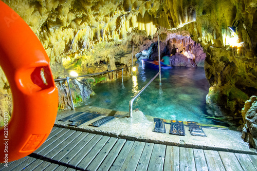 Billede på lærred The magnificent and majestic caves of Diros in Greece