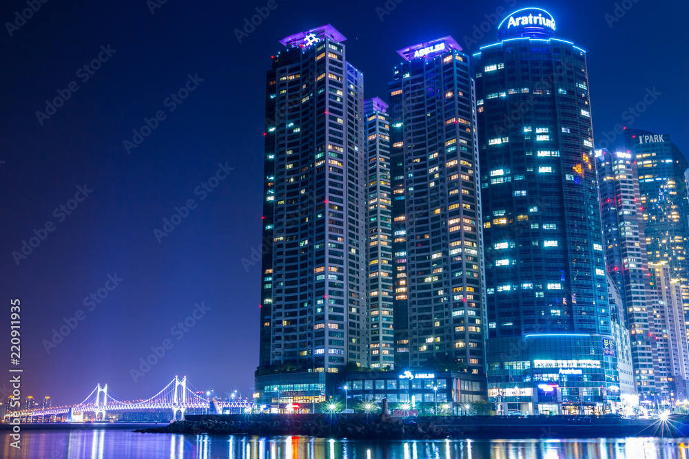 Fototapeta premium Busan city at night