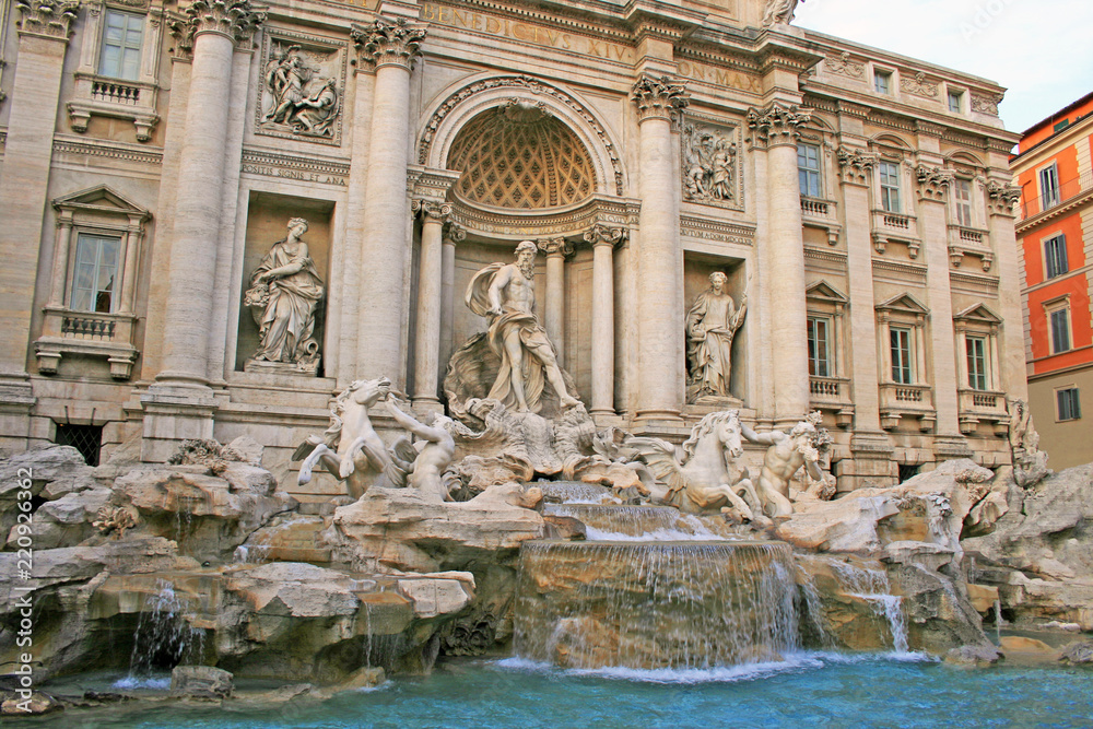 Der berühmte Trevi Brunnen in Rom
