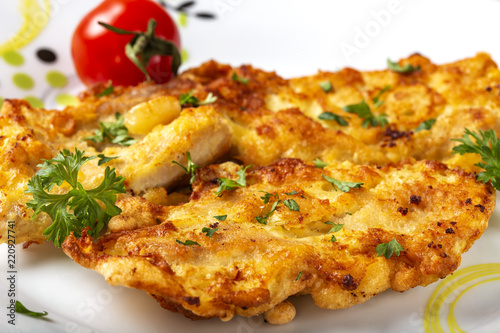 Chicken schnitzel with herbs