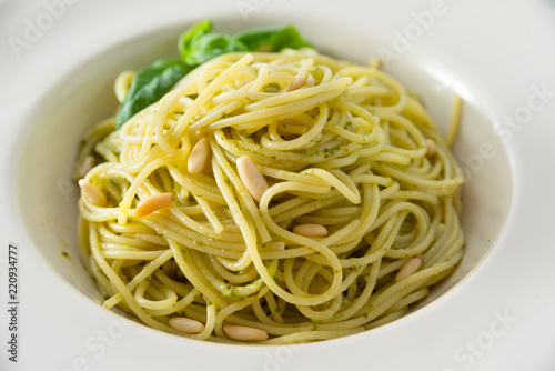 Spaghetti al pesto, Mediterranean food