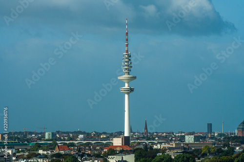 Stadtansicht von Hamburg mit Gebäuden aus der Vogelpersspektive