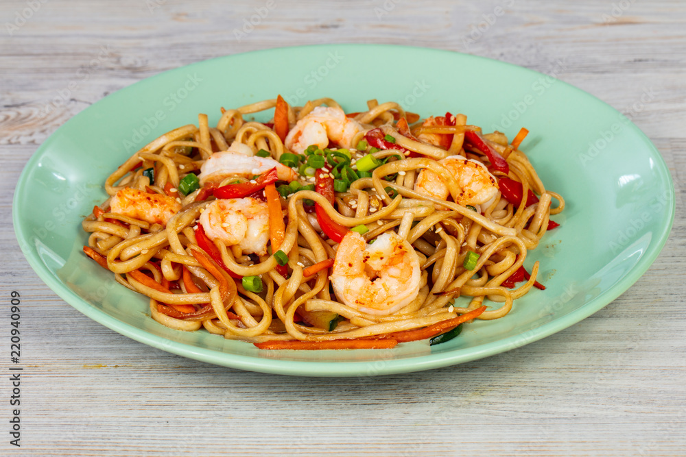 Udon with prawn