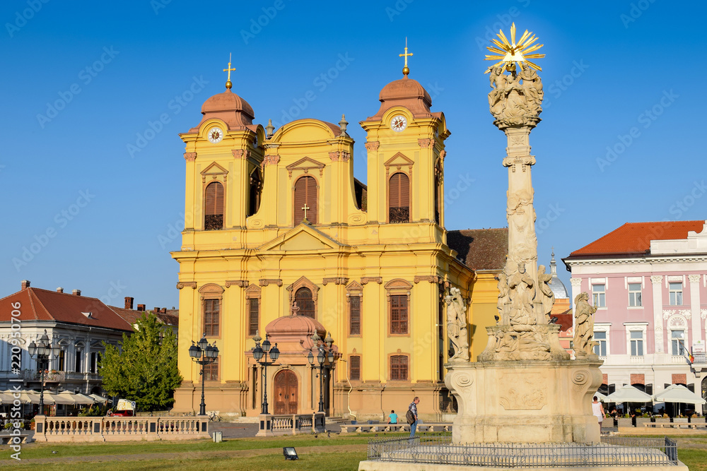 Timisoara Saint George Cathedral, Unirii Square