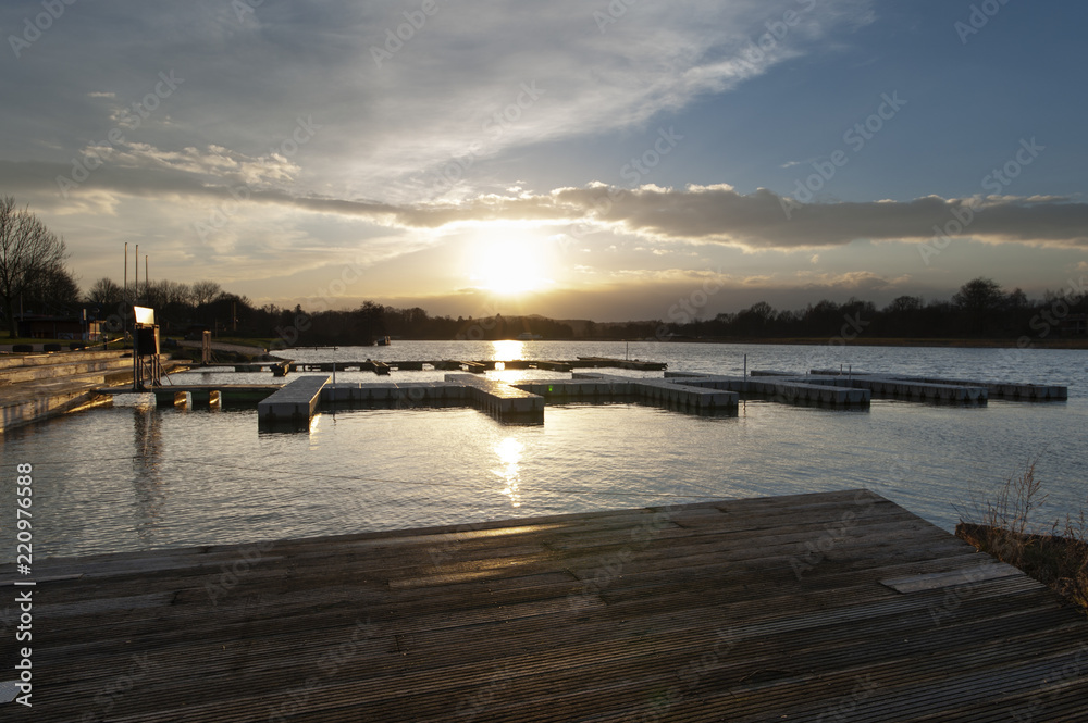 Fototapeta premium Bootanleger am Abend