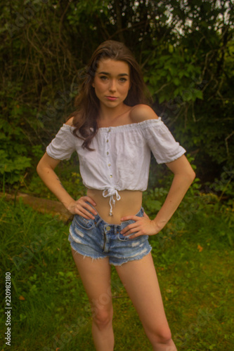 millennial lifestyle summer Jean shorts